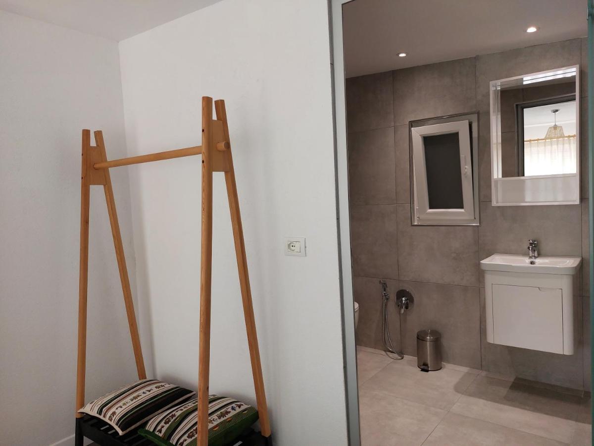 Vila Rira - Rrajce, Shebenik Perrenjas Екстер'єр фото